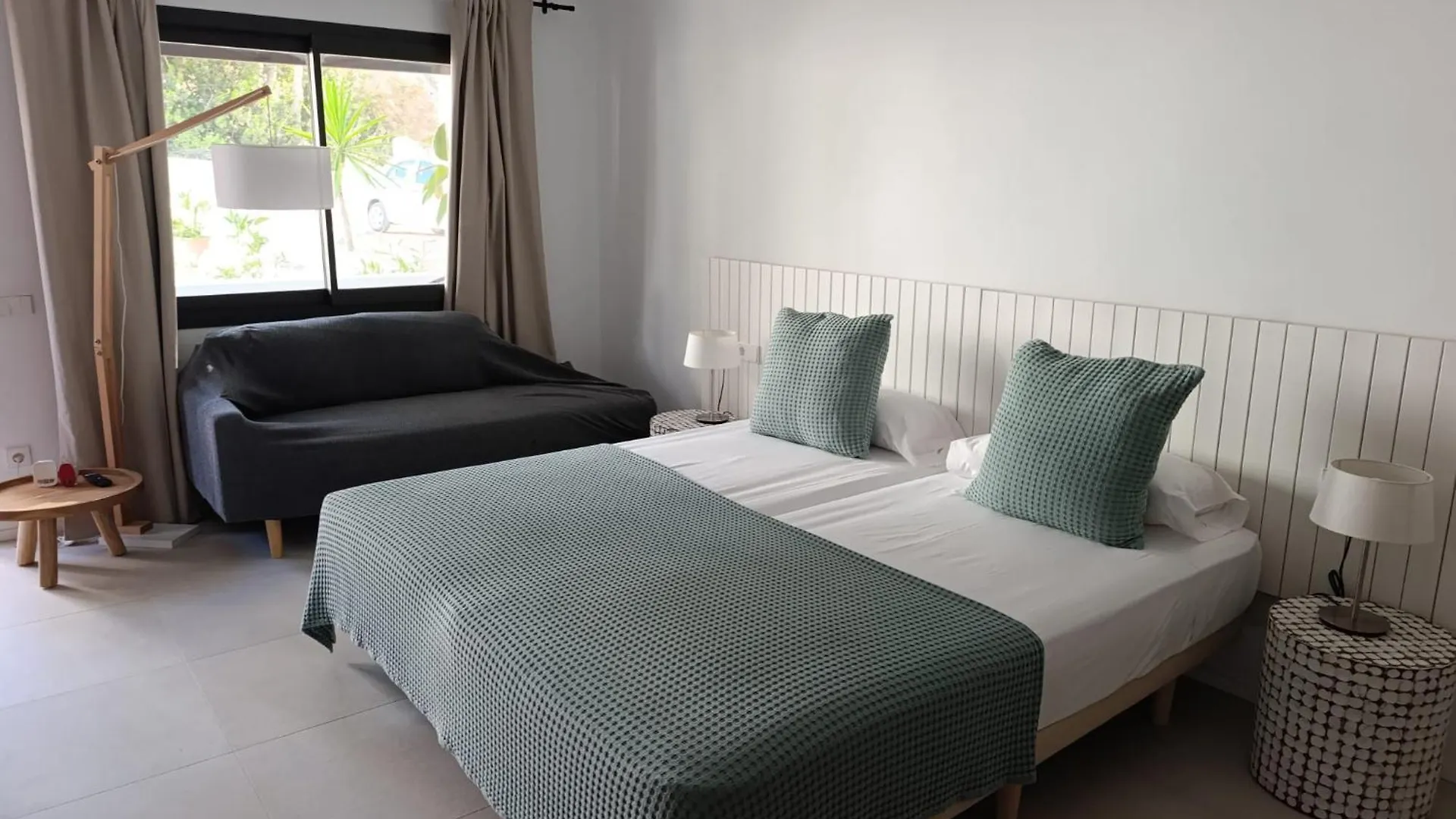 Pinomar - Emar Hotels Es Calo  Spanien